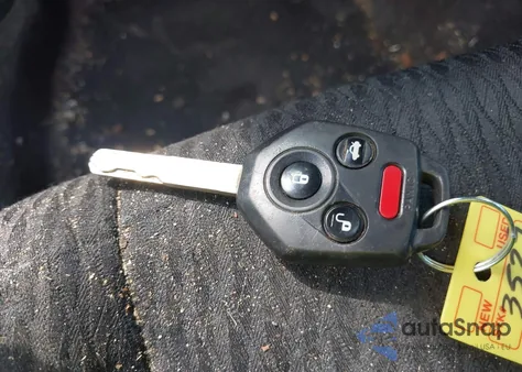 2011 Subaru Legacy 3.6R Premium из США, поврежденный, VIN 4S3BMDH66B2255496